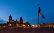 Vue de nuit du centre-ville du Mexique